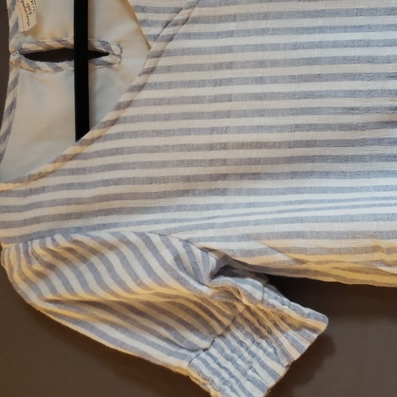 Abercrombie Kids striped summer shirt. Size 13/14. - Picture 3 of 5